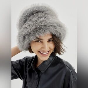 Urban Outfitters faux fur bucket hat